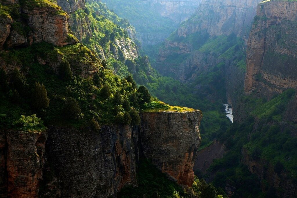 A mountain wilderness waiting to be explored.